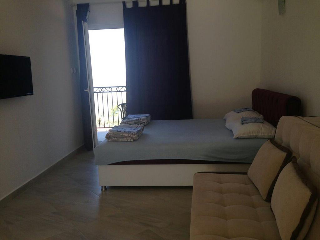 Apartmani Roganovic Luštica Exteriör bild